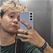 Étudiant bilingue pour des cours d'anglais niveau collège